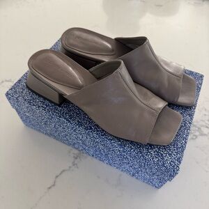 Paloma Wool Costanza heel